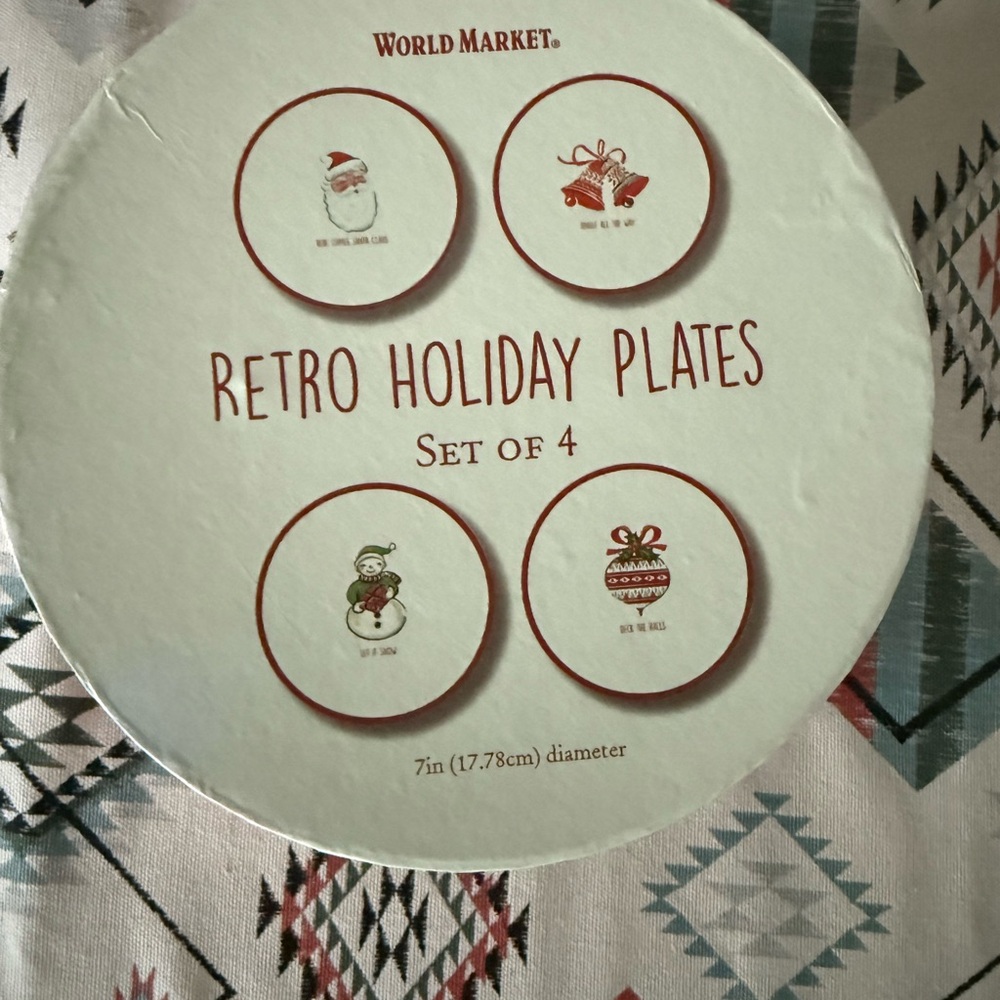 Cost Plus World Market Retro Holiday Plates Set - Festive Red and White